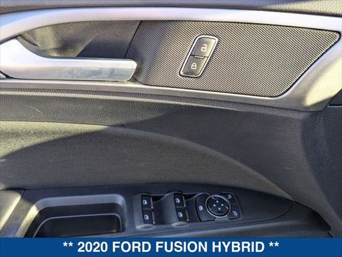 Certified 2020 Ford Fusion SE image 10