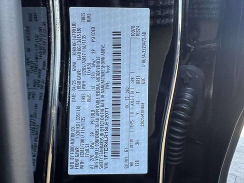 Used 2025 Ford Ranger Raptor AWD/4WD image 19