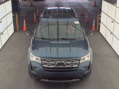 Used 2018 Ford Explorer XLT w/ Equipment Group 202A image 2