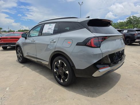 New 2026 Kia Sportage SX FWD image 6