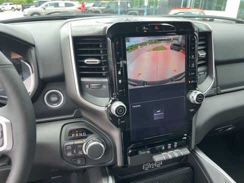 New 2026 RAM 1500 Big Horn AWD/4WD image 9
