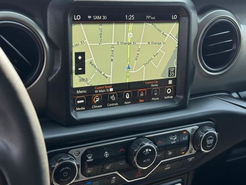 Used 2023 Jeep Wrangler Unlimited w/ Cold Weather Group AWD/4WD image 15