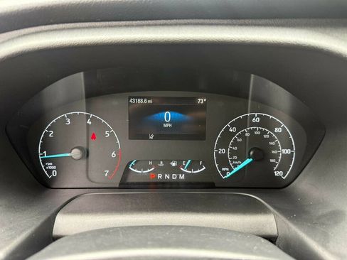 Used 2024 Ford Transit 350 XLT RWD image 4
