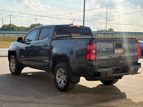 Used 2019 Chevrolet Colorado LT w/ LT Convenience Package RWD image 5