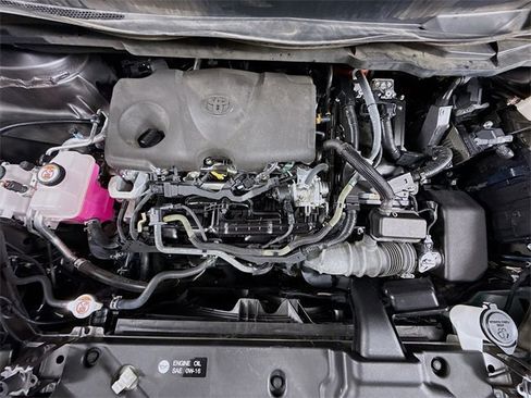 Certified 2023 Toyota Sienna XLE image 31