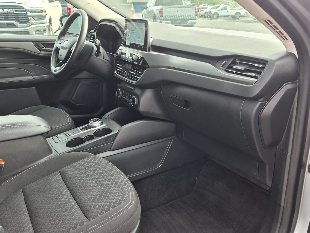Used 2024 Ford Escape Active AWD/4WD image 26