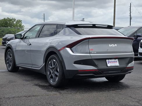 New 2025 Kia EV6 Light RWD image 3