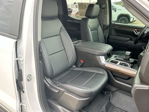 Used 2024 Chevrolet Silverado 1500 RST AWD/4WD image 24