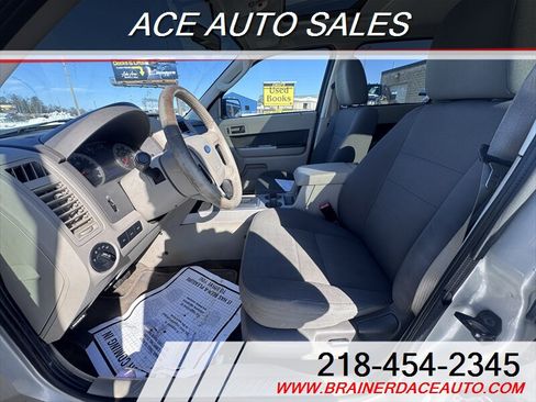 Used 2009 Ford Escape XLT image 10