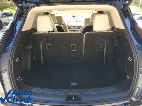 Used 2024 Buick Enclave Essence w/ Technology Package FWD image 9