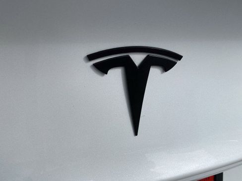 Used 2019 Tesla Model 3 Standard Range Plus image 31