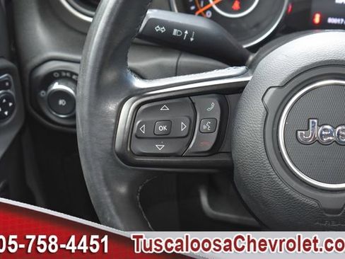 Used 2018 Jeep Wrangler Unlimited Sport S AWD/4WD image 27