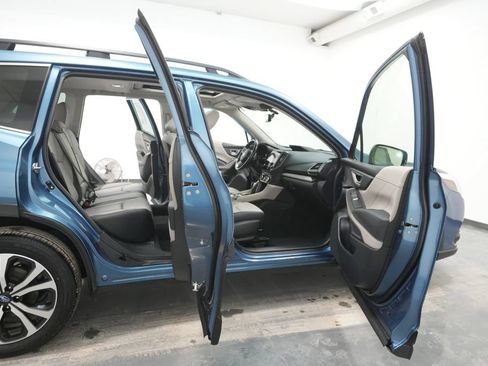 Used 2023 Subaru Forester Limited w/ Popular Package #3 AWD/4WD image 34