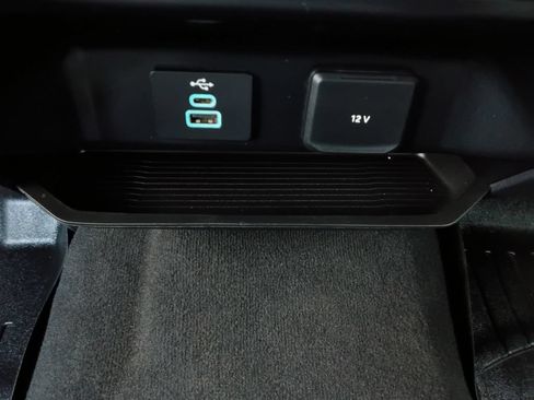 Used 2024 Ford F250 XLT w/ FX4 Off-Road Package AWD/4WD image 6