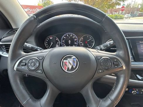 Used 2020 Buick Enclave Avenir w/ Avenir Technology Package AWD/4WD image 11