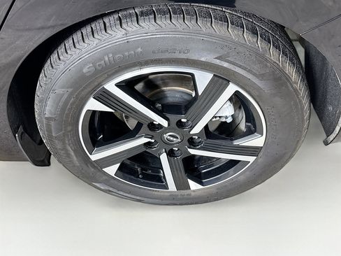 Used 2024 Nissan Sentra SV image 35