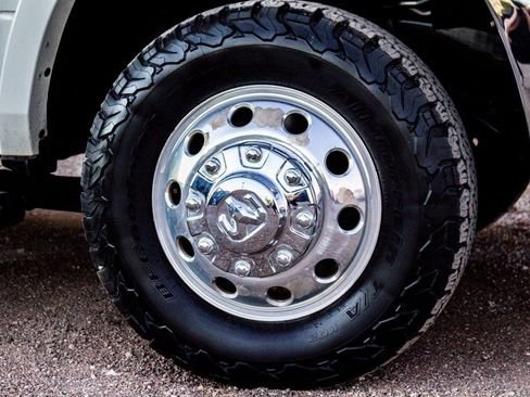 Used 2021 RAM 3500 Laramie image 10