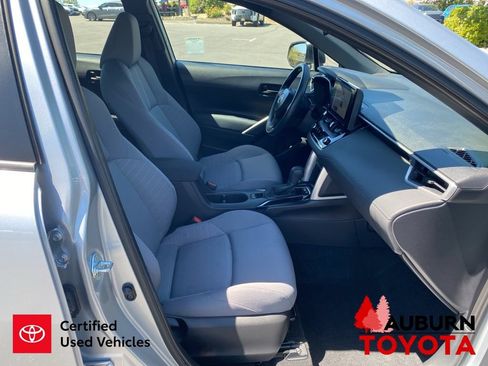 Certified 2025 Toyota Corolla Cross AWD Hybrid image 12