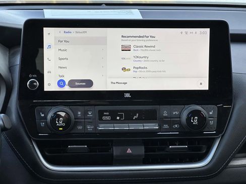 Used 2024 Toyota Grand Highlander Limited image 11