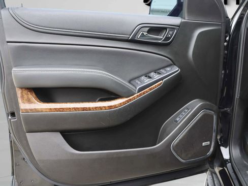 Used 2018 Chevrolet Suburban Premier w/ Max Trailering Package image 10