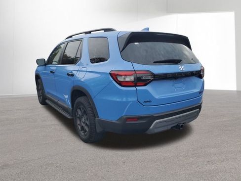 Used 2023 Honda Pilot TrailSport image 14