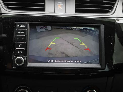 Used 2019 Nissan Sentra S image 22