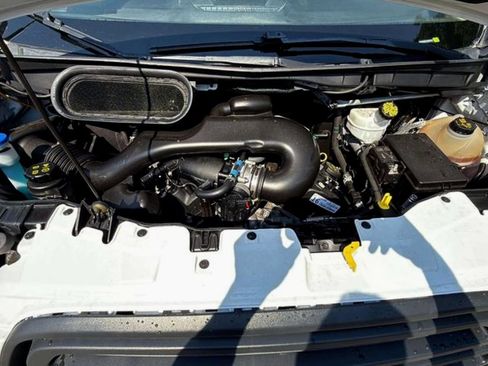 Used 2018 Ford Transit 250 138 RWD image 14