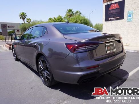 Used 2021 Maserati Quattroporte Trofeo image 28