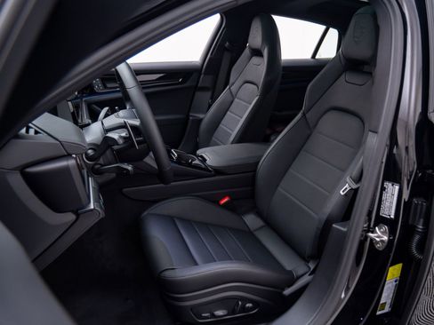 New 2026 Porsche Panamera 4 image 5