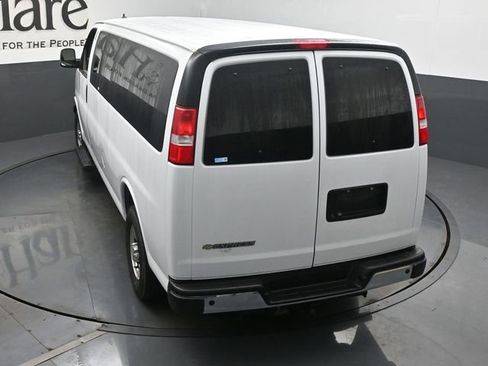 New 2025 Chevrolet Express 3500 LT w/ LT Preferred Equipment Group RWD image 36