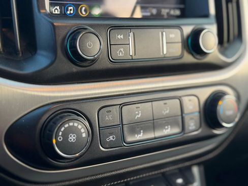 Used 2019 GMC Canyon SLE w/ Trailering Package image 25