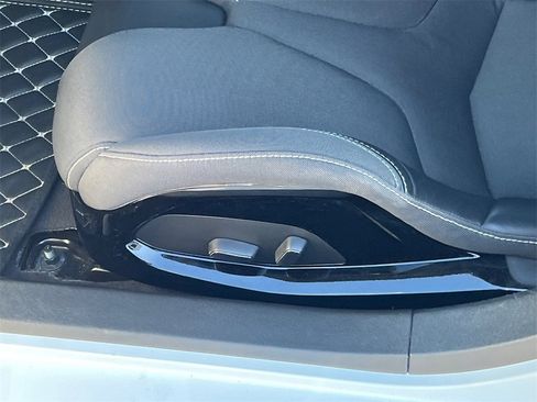 Used 2020 Chevrolet Corvette Stingray Coupe w/ Z51 Performance Package image 11