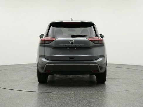 Used 2025 Nissan Rogue SV FWD image 7