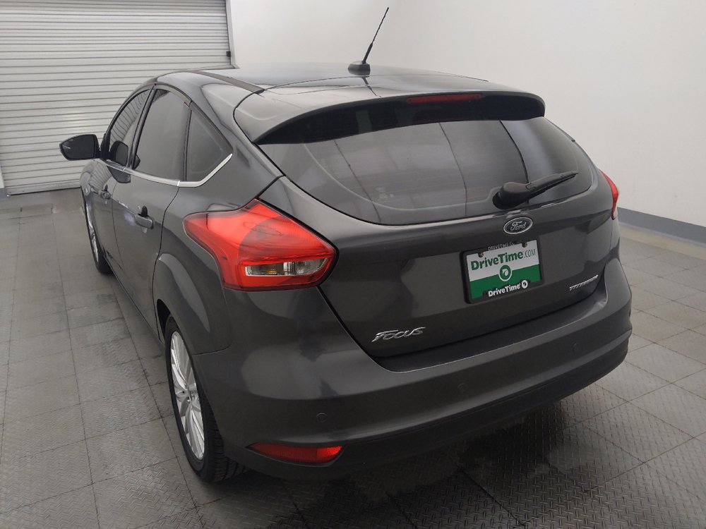 Used 2018 Ford Focus Titanium FWD image 6
