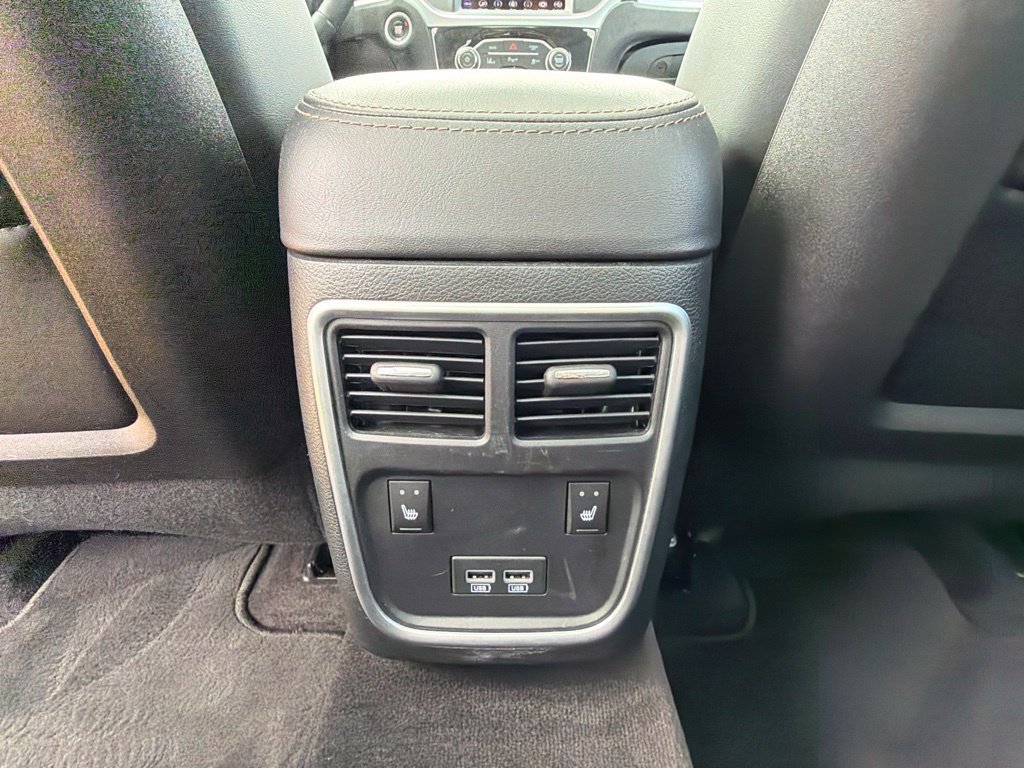 Used 2018 Chrysler 300 Limited w/ Safetytec Plus Group AWD/4WD image 27