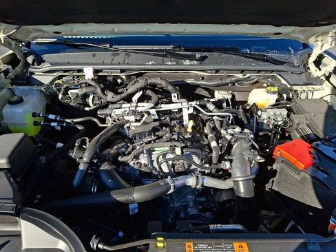 Used 2025 Ford Ranger Lariat w/ FX4 Off-Road Package image 28