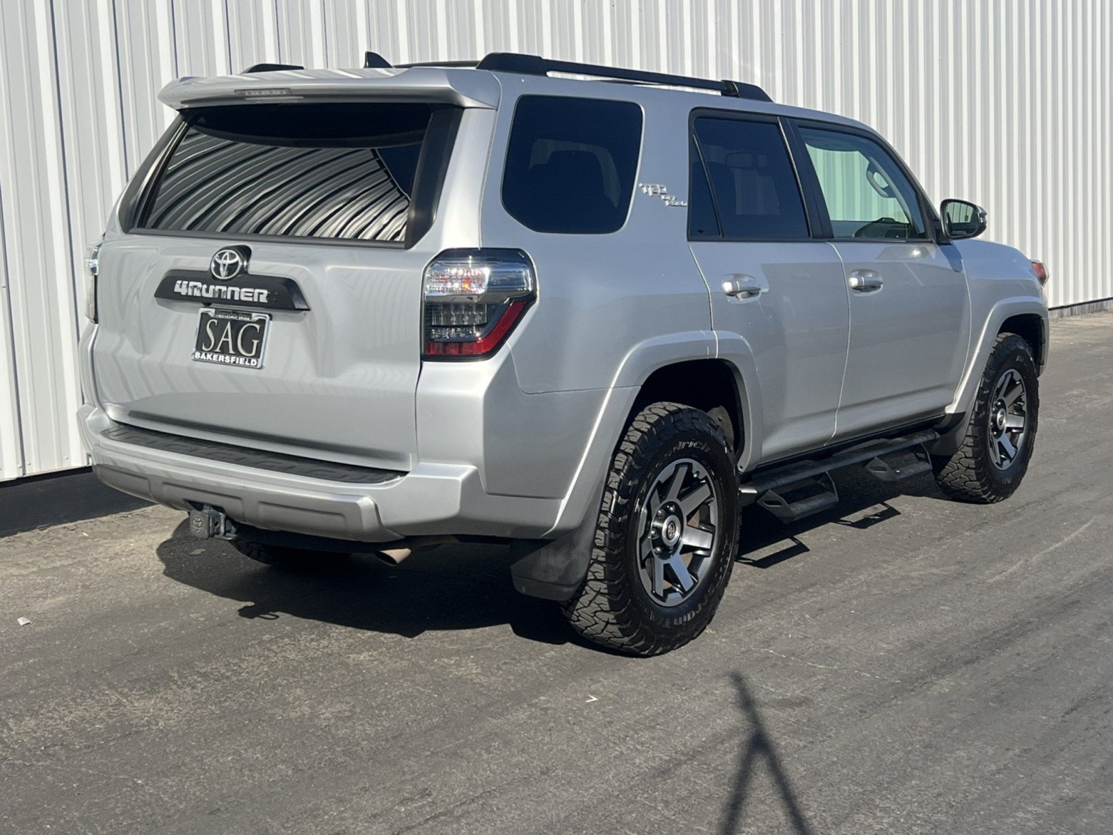 Used 2021 Toyota 4Runner TRD Off-Road Premium w/ Moonroof Package AWD/4WD image 6