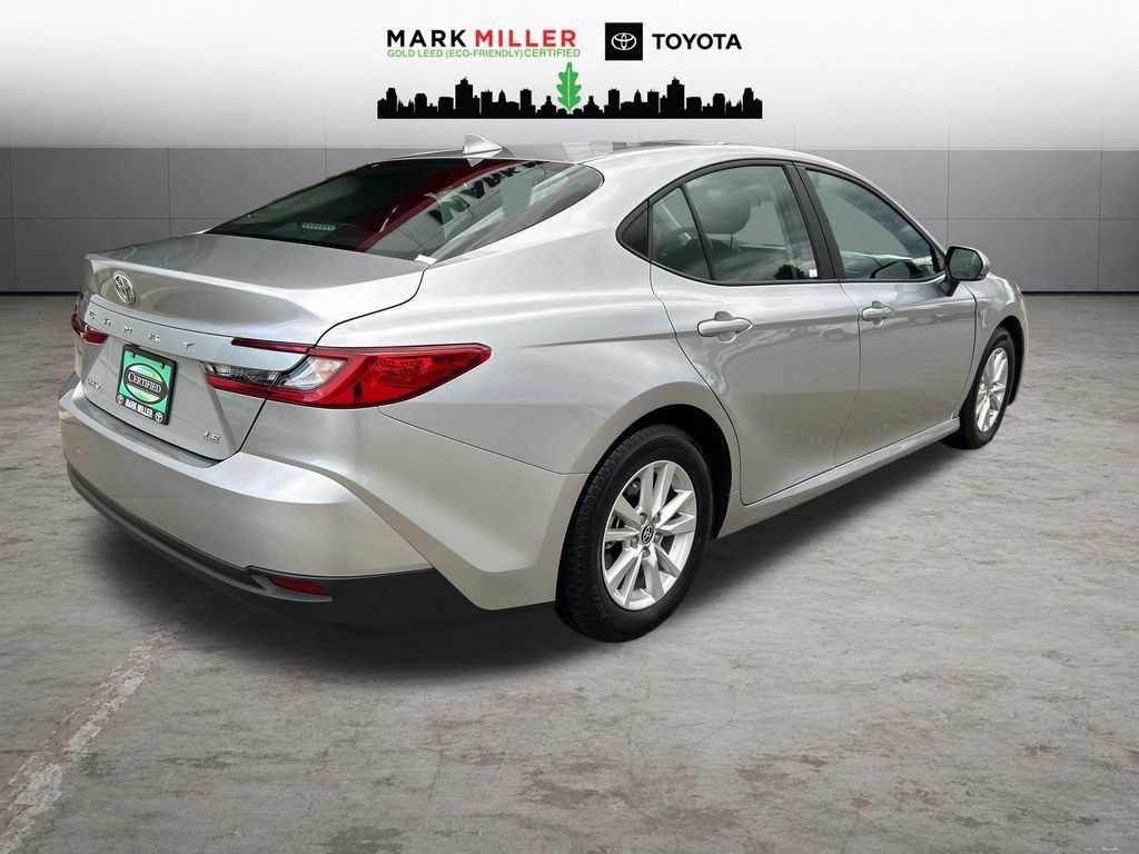 Used 2025 Toyota Camry LE FWD image 6