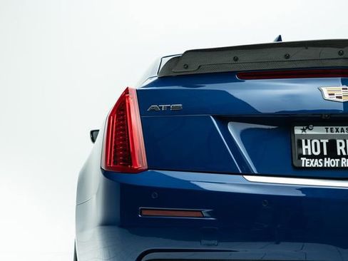 Used 2019 Cadillac ATS V w/ Luxury Package image 17