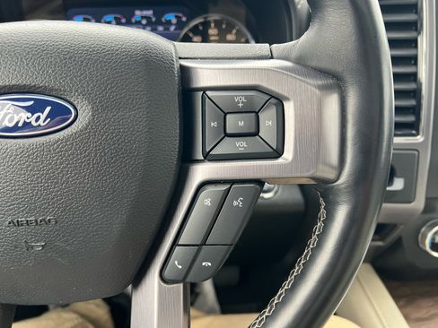 Used 2020 Ford Expedition Platinum image 25