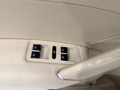 Used 2019 Volkswagen Passat 2.0T Wolfsburg w/ Wheels & Sunroof Package FWD image 44