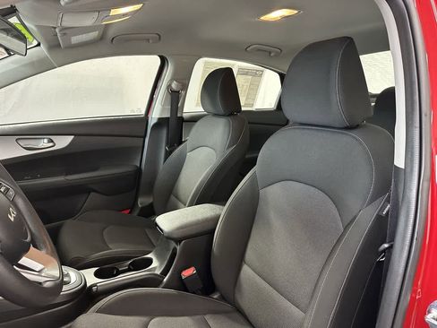 Used 2024 Kia Forte LXS image 9