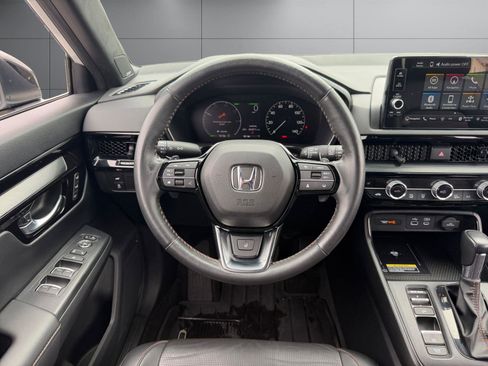 Used 2023 Honda CR-V Sport Touring image 5