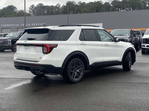 New 2026 Ford Explorer ST w/ Sun And Sound Package AWD/4WD image 3