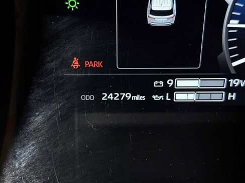 Used 2024 Toyota Sequoia Platinum image 20