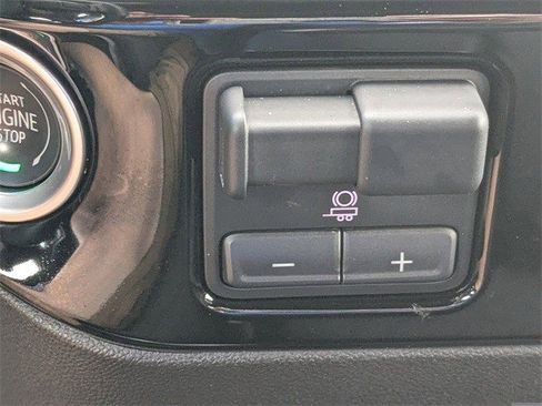 Certified 2024 Chevrolet Silverado 2500 LT w/ All Star Edition image 24