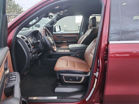 Used 2022 RAM 1500 Limited w/ Cold Weather Group image 4