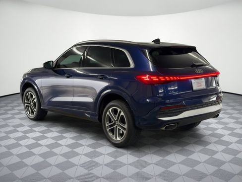 Used 2025 Audi Q5 Premium w/ Convenience Package AWD/4WD image 3
