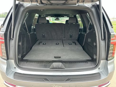 Used 2025 Chevrolet Tahoe LT AWD/4WD image 20