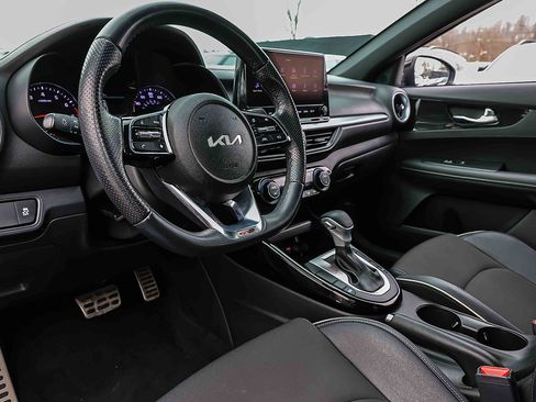 Certified 2023 Kia Forte GT-Line image 7